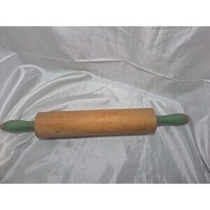 Vintage Munising Wooden Rolling Pin Green Handles